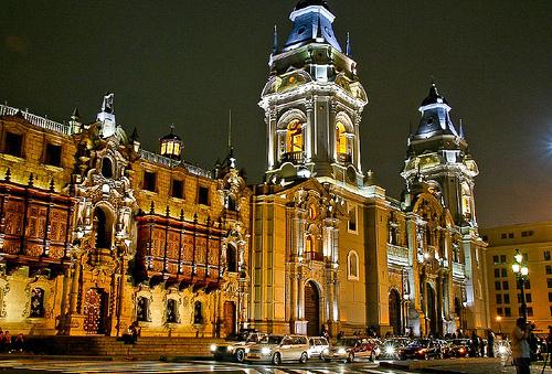 Se balader sur une ville animée au Pérou, Lima !